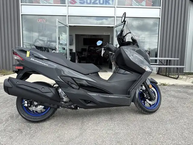2025 Suzuki BURGMAN 400 in Scooters & Pocket Bikes in Winnipeg - Image 2