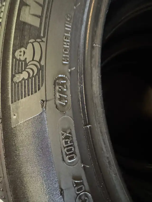 Four Used 265/45R20 Michelin CrossClimate Tires – Like New in Tires & Rims in Oakville / Halton Region - Image 5