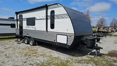 Length: 19' GVWR: 3402KG/7501LBS Axle Type: Tandem Frame: Steel Tire Size: 14in. Model: AT19RB25 202...