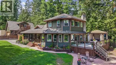 Discover waterfront elegance at 7764 Ships Point Road. This 1,805 sq ft residence offers 90 feet of...