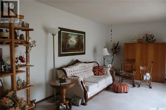 105 Magnan STREET Gravelbourg, Saskatchewan in Houses for Sale in Moose Jaw - Image 15