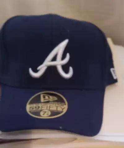New Era 59FIFTY Atlanta Braves Fitted Hat – Size 7 1/8 – Navy, View more