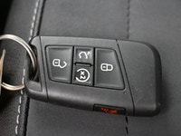 Apple Carplay, Leather, Remote Start, Push button start and more! Kijiji Engine: 4 Cylinder Engine 1... (image 5)