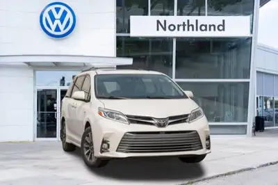The price you see is the is the price you pay! Just add GST, no hidden fees. 2018 Toyota Sienna XLE...