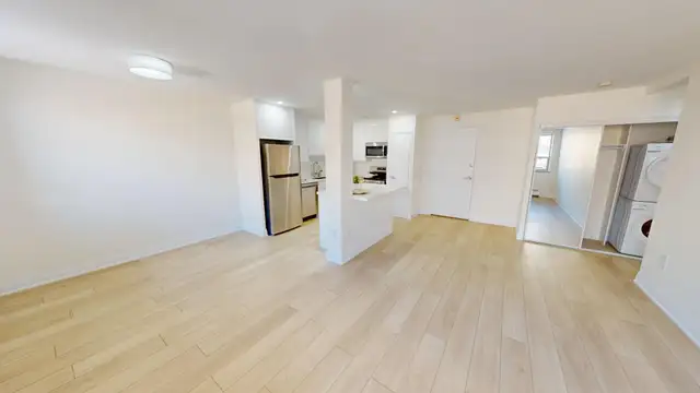 Apartment for Rent at 455 Maple, Downtown in Long Term Rentals in Oakville / Halton Region - Image 6