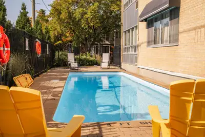Current Promotions Choose How You Want To Save! 1-Month Free or 8-Month Discounted Rent! *E. & O.E....