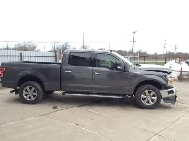 2019 Ford F150 Running Boards in Other Parts & Accessories in St. Catharines - Image 3