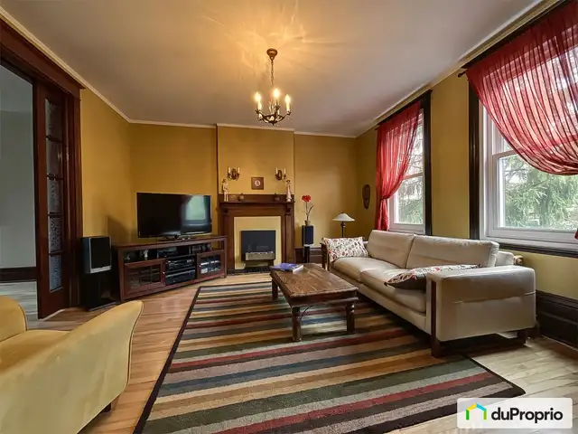 $709,000 - Condominium for sale in Montcalm in Condos for Sale in Québec City - Image 2