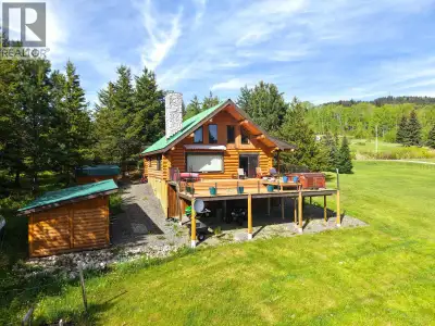 Welcome to this beautifully appointed south facing 1.08 acre waterfront cabin on Lac des Roches, whe...