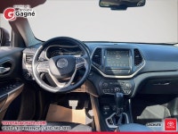 Le Jeep Cherokee 2018 version LIMITED V6 CUIR TOIT PANO CAM RECULE proposé par Toyota Lachute se dis... (image 8)