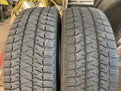 a nice PAIR of Bridgestone Blizzak tires in great shape with lots of tread (2 TIRES ONLY) size 225/6...
