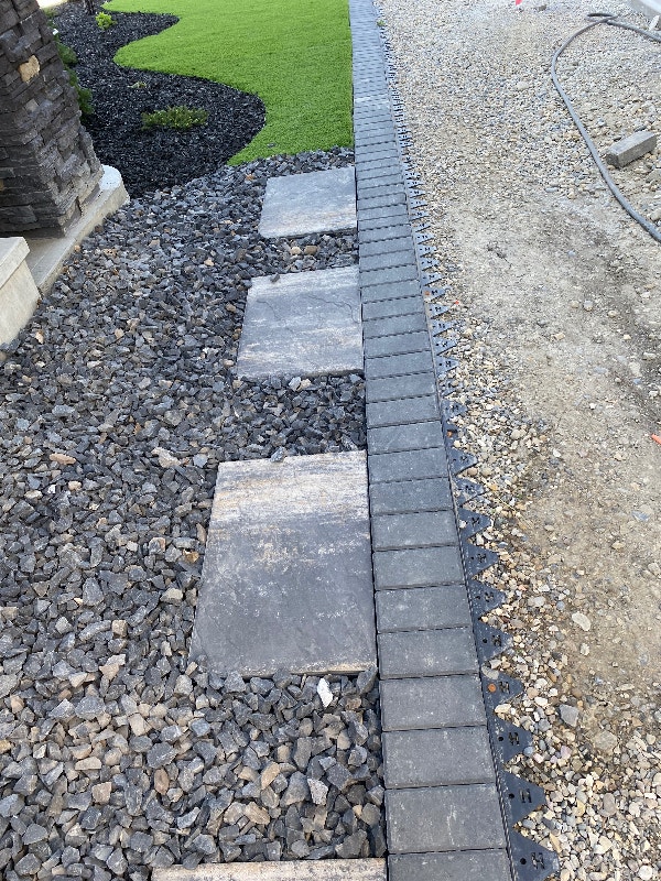 LANDSCAPING AND INTERLOCKING Interlock, Paving & Driveways Calgary