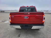 // SINGLE OWNER! // // EXCELLENT CONDITION! // Experience the perfect blend of power and efficiency... (image 5)