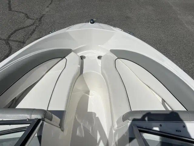 2012 Bayliner 185 in Powerboats & Motorboats in Saskatoon - Image 9