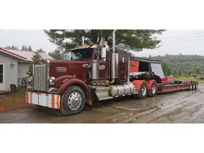 Truck and trailer being sold as a package. 1994 Kenworth W900L2 with approximately 400,000 total km'...