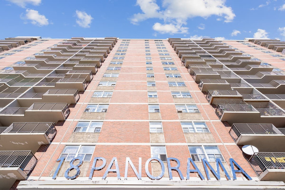 Panorama Apartments - Bachelor available at 18 Panorama Court, E in Long Term Rentals in City of Toronto