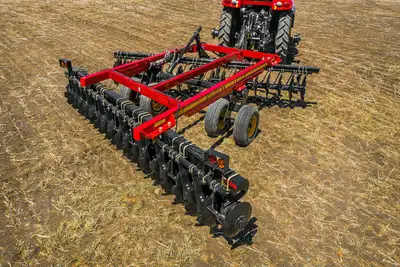 NEW Heavy Duty 18' & 20' Offset Disc, with 26" Notched Blades - front & rear notched blades, Adjusta...