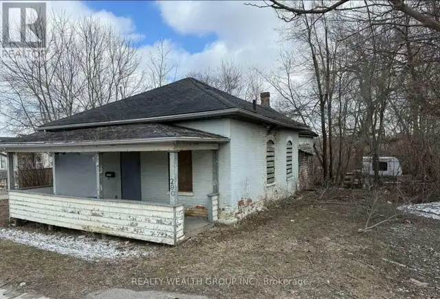 290 BROADWAY Orangeville, Ontario in Houses for Sale in Oakville / Halton Region - Image 2