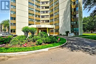 Spacious 3 + 1 Bedroom Family-Size Or Downsizers Dream Condo With Southeast Exposure & Abundant Natu...