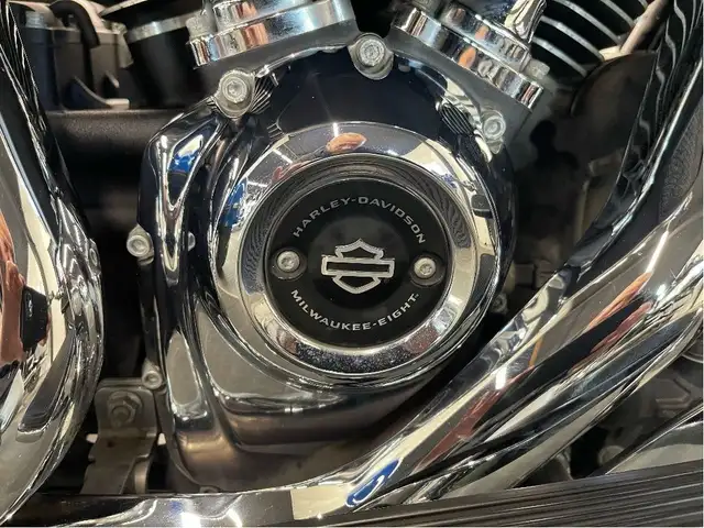 2022 Harley-Davidson Freewheeler CANADIAN TRIKE/LOW KM/$66 WEEKL in Street, Cruisers & Choppers in North Bay - Image 18