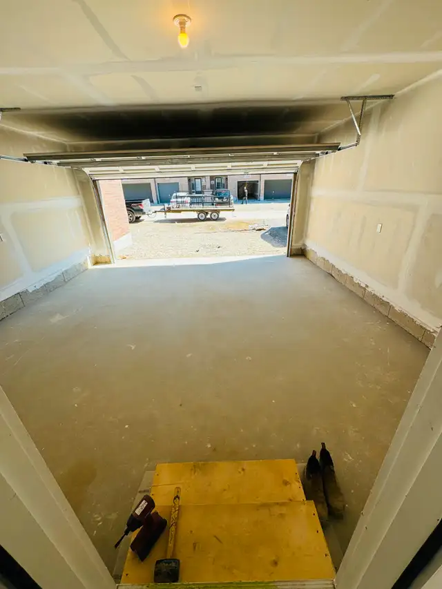 4 BEDROOMS NEW BUILD TOWNHOUE in Long Term Rentals in Oakville / Halton Region - Image 8