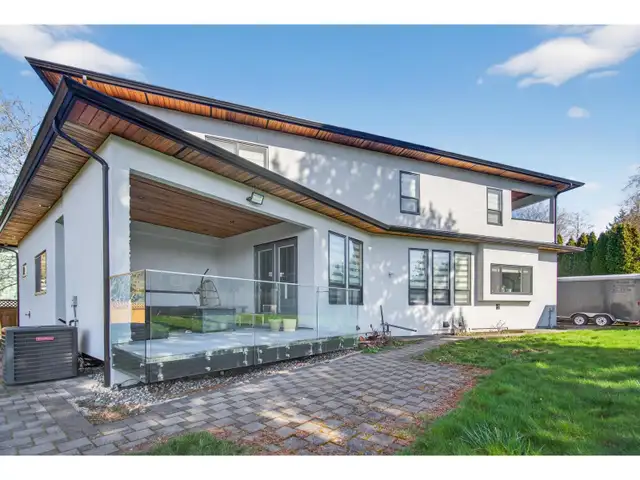 11890 GILMOUR CRESCENT Delta, British Columbia in Houses for Sale in Delta/Surrey/Langley - Image 38