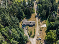 8598 Island Hwy N Black Creek, British Columbia