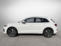 This Audi Q5 delivers a Intercooled Turbo Gas/Electric I-4 2.0 L/121 engine powering this Automatic... (image 7)