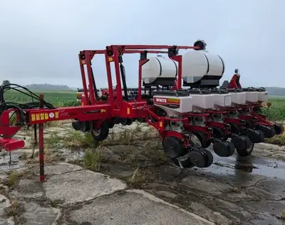 liquid fert HD down pressure springs. Markers pto pump SM400SE 2 bu hoppers trimble tru count clutch...
