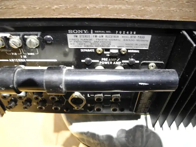 VINTAGE SONY STR 7055 HI END RECEIVER/AMPLIFIER in Stereo Systems & Home Theatre in City of Toronto - Image 10