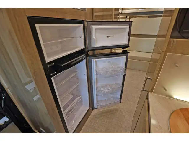 2023 Entegra Coach Qwest 24N B+ Mercedes turbo diesel 2023 NEUF in RVs & Motorhomes in Laval / North Shore - Image 12