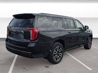 This 2023 GMC Yukon SLT is powered by a capable 5.3L V8 engine paired with a smooth 10-speed automat... (image 5)
