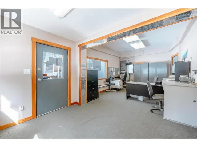 1636 23 Hwy Highway S Revelstoke, British Columbia in Commercial & Office Space for Sale in Revelstoke - Image 13