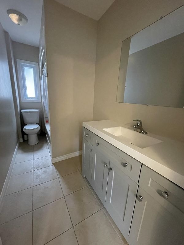 Spacious 3bedroom, 375 Murdoch Avenue, Timmins, ON Long Term Rentals