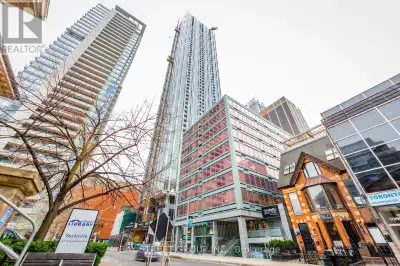 2210 - 1 YORKVILLE AVENUE Toronto (Annex), Ontario