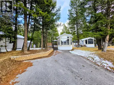 Welcome to 4586 Lynx Drive, a charming park model home tucked into the peaceful Lynx Ridge area of R...