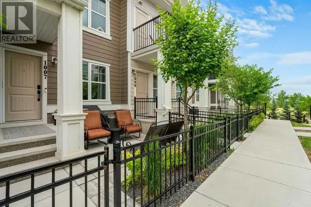 1007 Cranbrook Walk SE Calgary, Alberta628647596125471226