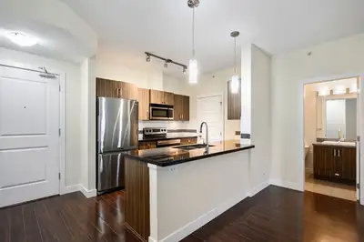 Cats allowed at Encore Building Overivew Enjoy luxury apartment living at Encore Apartments for rent...