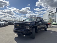 Duramax | 5th Wheel Prep | Tow Hitch | 20 Wheels | Power Heated Trailering Mirrors | EZ Lift & Relea... (image 2)