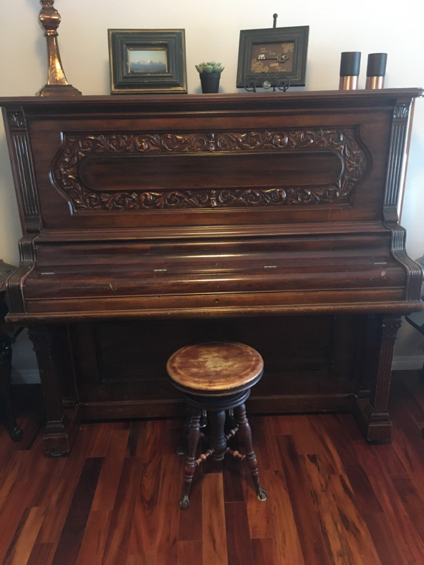 Antique upright Grand Piano with claw stool in Pianos & Keyboards in Calgary