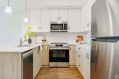 Modern and Bright 1 bed in North London Discover a lifestyle redefined at Sunningdale Heights. Sunni...