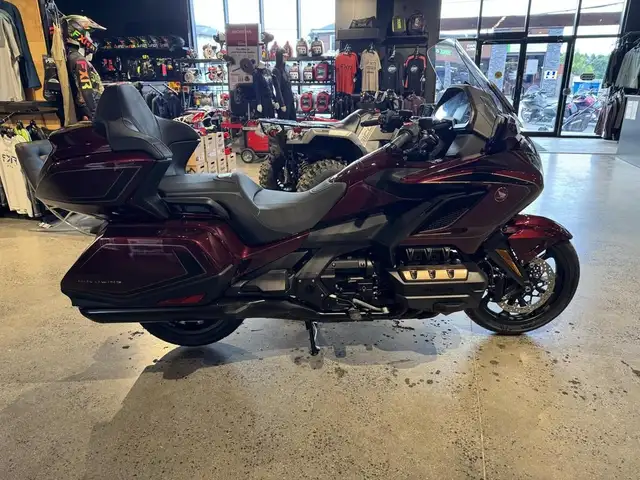 2025 Honda Goldwing Tour 50th Anniversary in Sport Touring in Ottawa - Image 6