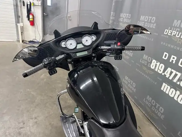 2013 Victory Motorcycles Cross Country ABS in Street, Cruisers & Choppers in Drummondville - Image 12