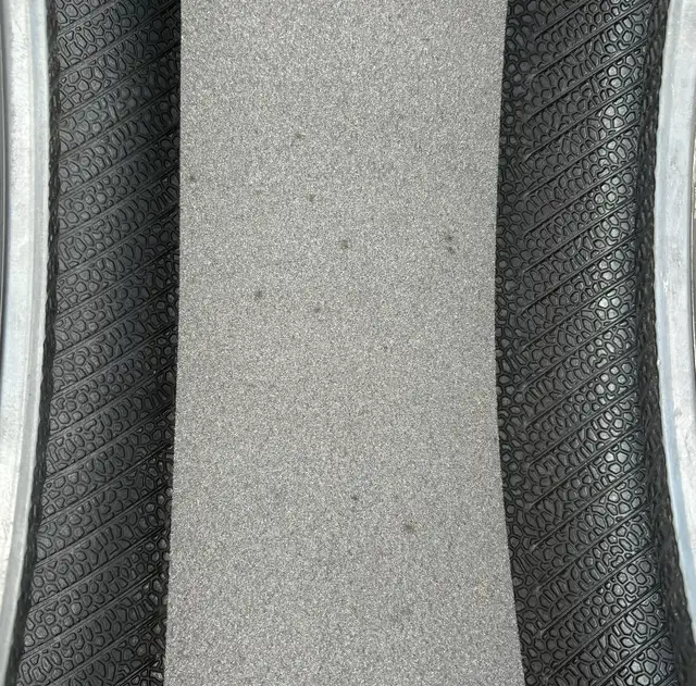 (90%) 2x 255/40R21 Pirelli Scorpion Zero PNCS All Seasons in Tires & Rims in City of Toronto - Image 7