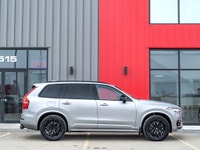 Carget Supercentre is proud to present this 2023 Volvo XC90 Ultimate Dark Theme! EXTERIOR: SILVER DA... (image 4)