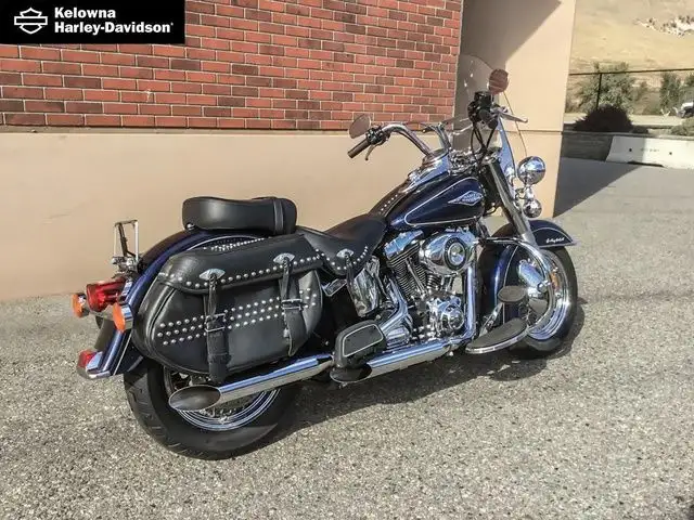 2013 Harley-Davidson FLSTC - Heritage Softail Classic in Street, Cruisers & Choppers in Kelowna - Image 5