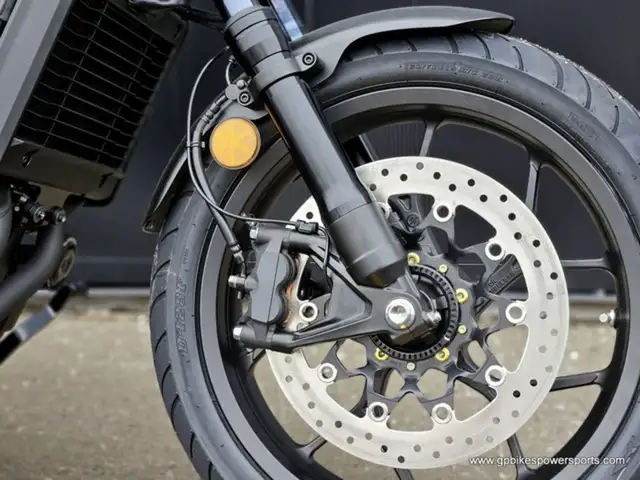 Honda Rebel 1100 in Sport Touring in Oshawa / Durham Region - Image 12