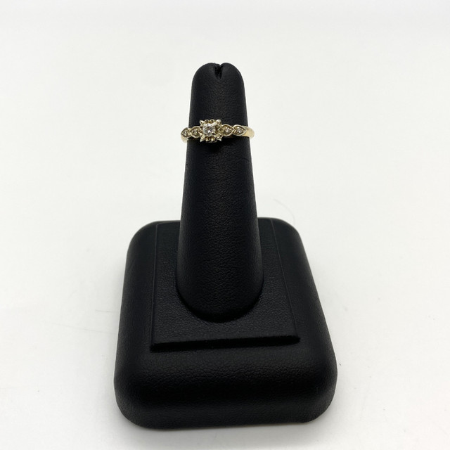 14 Karat Yellow Gold Lady's 2.9gms w Cubics Ring $265 in Other in Mississauga / Peel Region