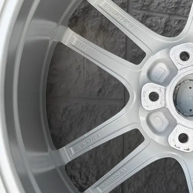 (98%) 4x Porsche Cayenne Coupe 20" OEM Winter Wheels Package in Tires & Rims in City of Toronto - Image 9