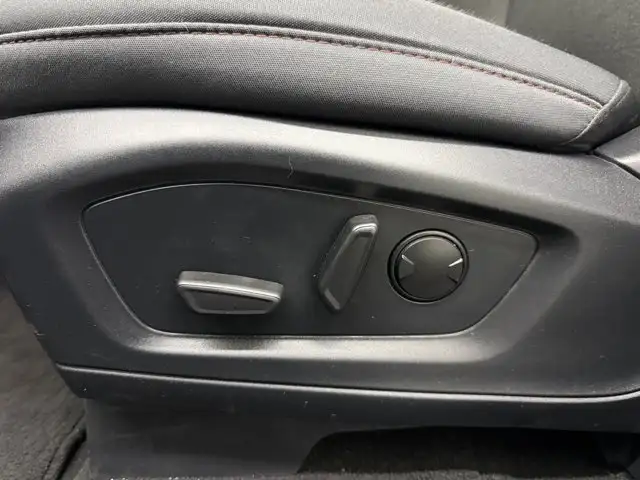 2025 Ford Explorer ACTIVE 4WD5583759143868928020